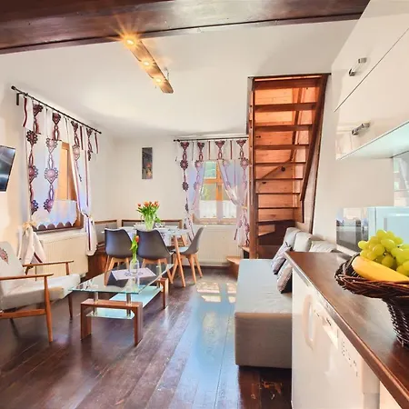 Zbojnicka Holiday home *